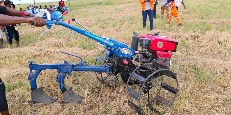 Renforcement des Capacités Agricoles : Formation de 18 Groupements de Kolaboui et Tanènè aux Équipements Modernes Offerts par SMB-Winning