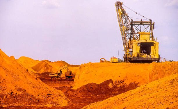 Tribune – Le journaliste n’est ni oiseau, ni troubadour, ni juge : qu’il descende dans la mine avant de parler