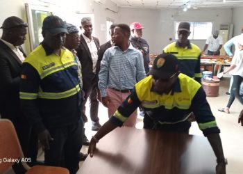 Boffa : La délégation syndicale de AGB2A-GIC honore l’Administrateur général Ahmed Kanté pour son engagement envers les travailleurs