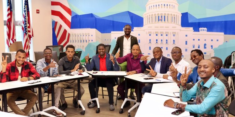 Le Centre Américain de Conakry lance des cours d’anglais pour les journalistes