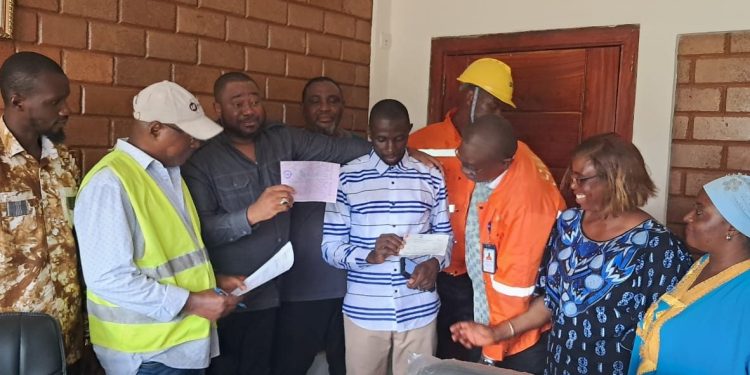 Boké-Mines: Le Consortium SMB-WINNING paie plus milliard GNF aux collectivités de Boké et Télimélé