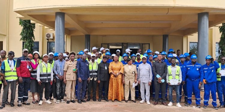 Boké-Métiers: L&rsquo;ONFPP lance la formation de 150 jeunes en conduite d&rsquo;engins lourds et aux logiciels des Mines