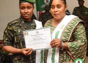 Remise de diplômes en langues à l’Académie militaire : l’excellence mise à l’honneur