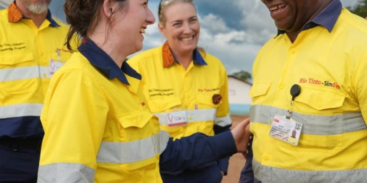 Simandou : un carrefour multiculturel où plus de 40 nationalités bâtissent l’avenir