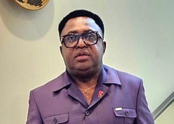 Cameroun : Dr David Makongo dénonce un « système verrouillé » et soutient la décision d’Issa Tchiroma de ne pas saisir la Cour constitutionnelle