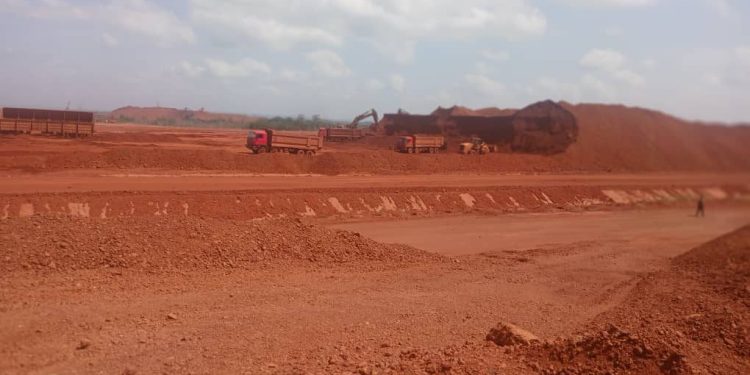 SD Mining continue ses activités sur le permis d’Axis Minerals : AGB2A-GIC lésée dans le dossier !