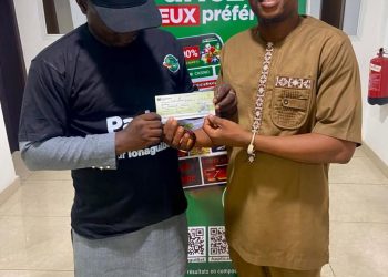 LONAGUI : un enseignant-chercheur empoche 100 millions de francs guinéens