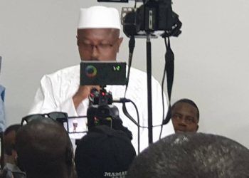 LONAGUI : un enseignant-chercheur empoche 100 millions de francs guinéens