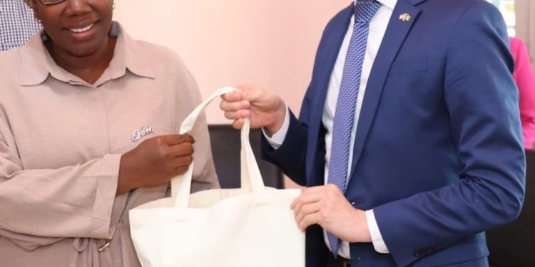 À Dalaba, l’Ambassade des États-Unis mise sur l’excellence et l’anglais pour ouvrir les portes du monde