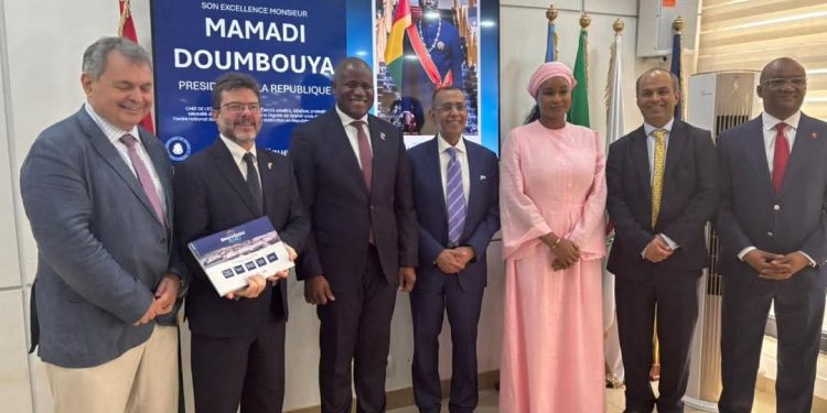 Coopération économique et minière : une mission commerciale britannique d’envergure en Guinée