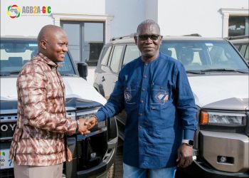 AGB2A-GIC renforce ses capacités avec la remise de cinq véhicules Prado à ses directeurs