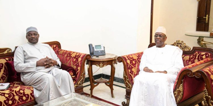 Candidature au Secrétariat général de l’ONU : le Président gambien Adama Barrow reçoit Macky Sall