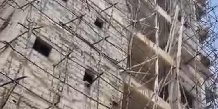 Effondrement de deux immeubles à Ratoma : à travers un communiqué, le MUHAT présente ses condoléances et annonce un renforcement des contrôles sur les chantiers