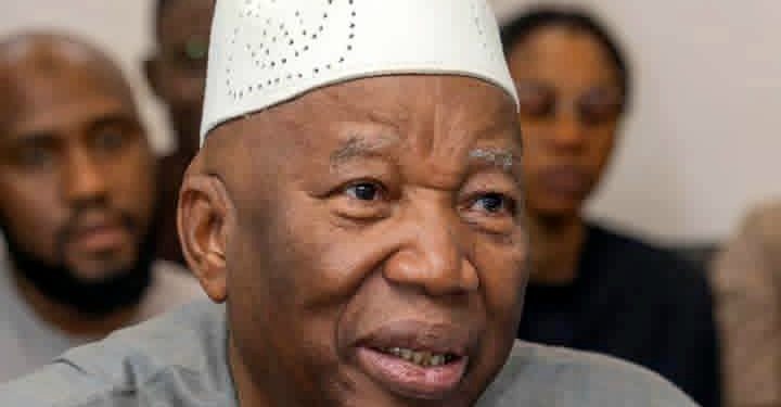 Dr Alkaly Yamoussa Bangoura : un parcours d’excellence au service de la Guinée, entre expertise minière et engagement républicain
