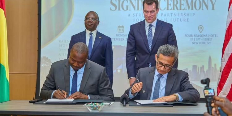 MÉGAPROJET SIMANDOU : LA CTG ET WABTEC SIGNENT À NEW YORK UN CONTRAT FERROVIAIRE DE PLUS DE 700 MILLIONS DE DOLLARS