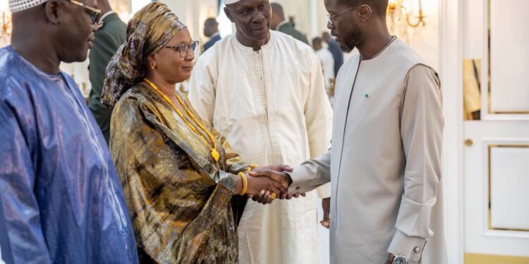 Sénégal : Bassirou Diomaye Faye mise sur l’artisanat pour renforcer la souveraineté économique nationale